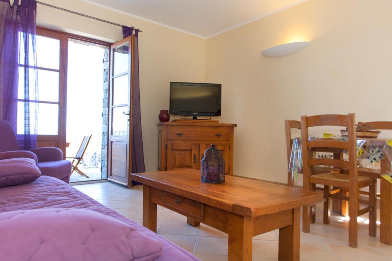 Appartement Campu Latinu à Lama Extérieur photo
